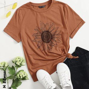 EZwear Rolled Sleeve Sunflower Print Tee
